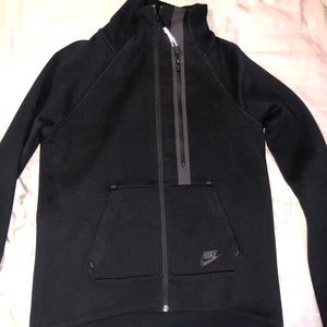 Women’s Nike Tech Fleece Zip Up Size Small